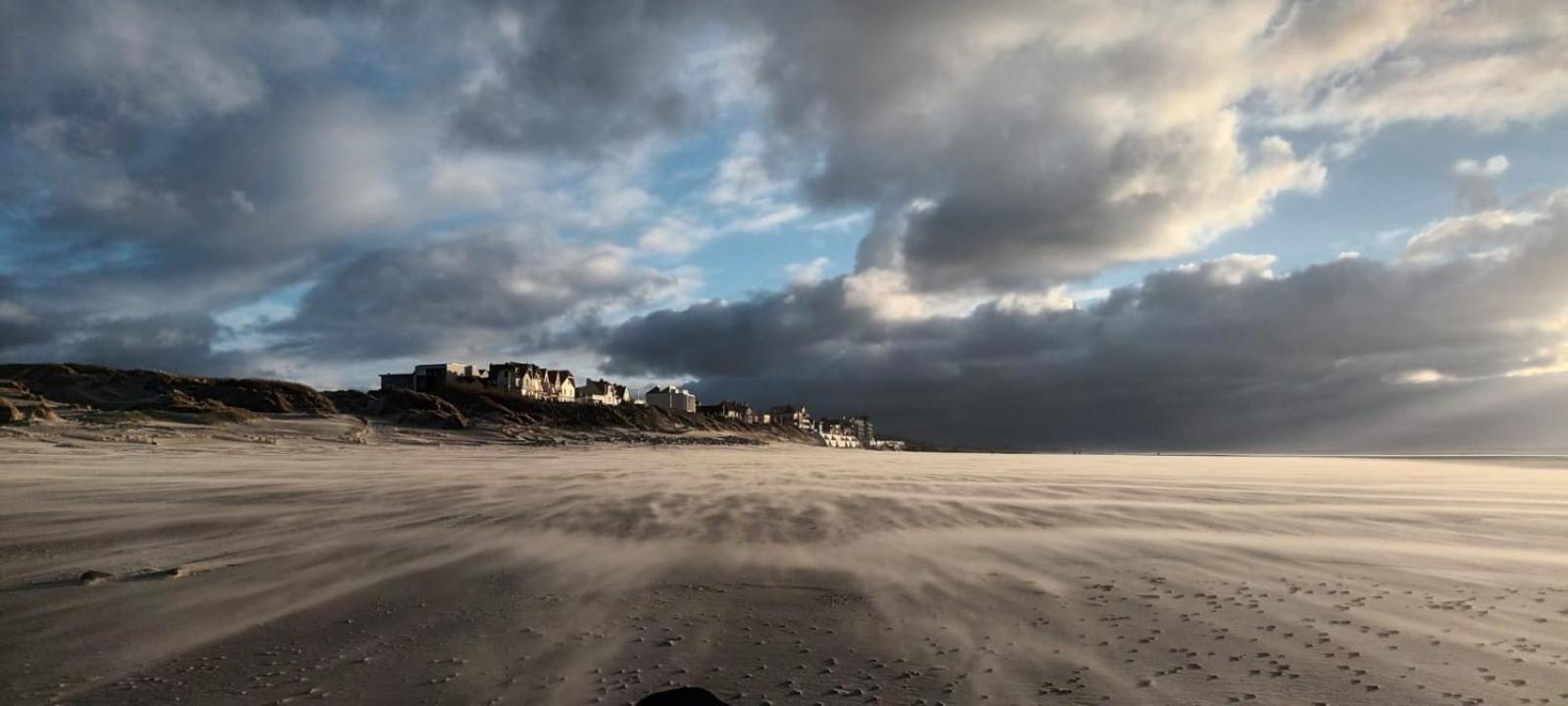 Cottage Proche Du Bord De Mer Et Au Coeur Des Dunes Merlimont-Plage Exterior foto